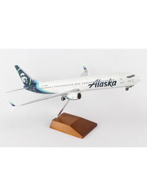 Alaska 737-900 Stand & Gear 1:100 Model