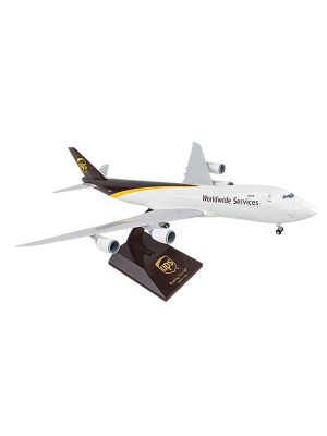UPS 747-8F with Landing Gear 1:200 Model