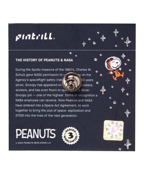 1961's★NASA★ Grumman-Snoopy Pin★初期型スタッフ Astronaut Snoopy Round Pin