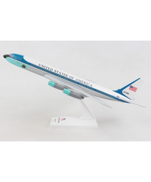 Air Force One VC-137C 707 Skymarks 1:150 Model
